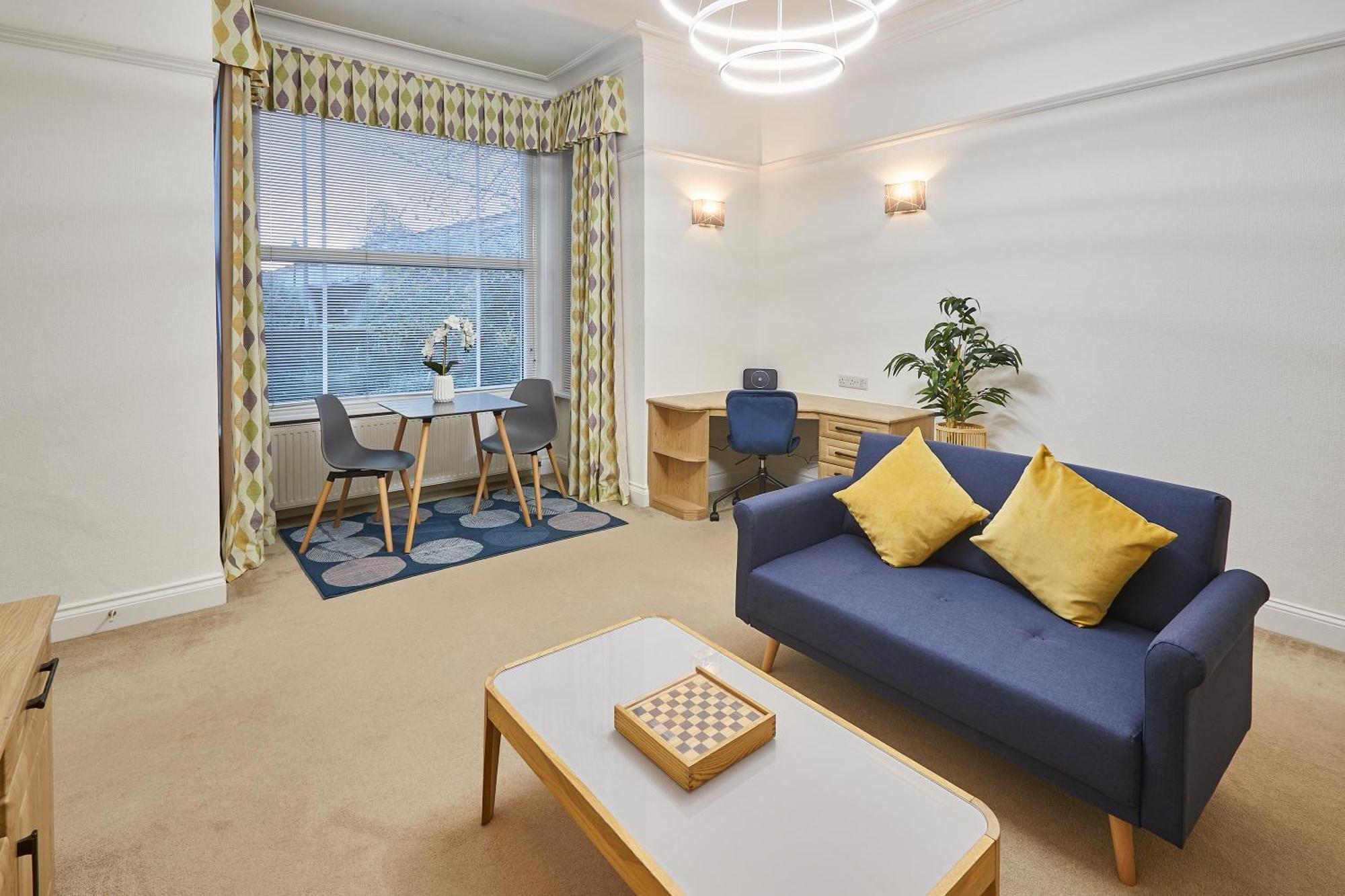 Host & Stay - Thamesview Staines-upon-Thames Ngoại thất bức ảnh