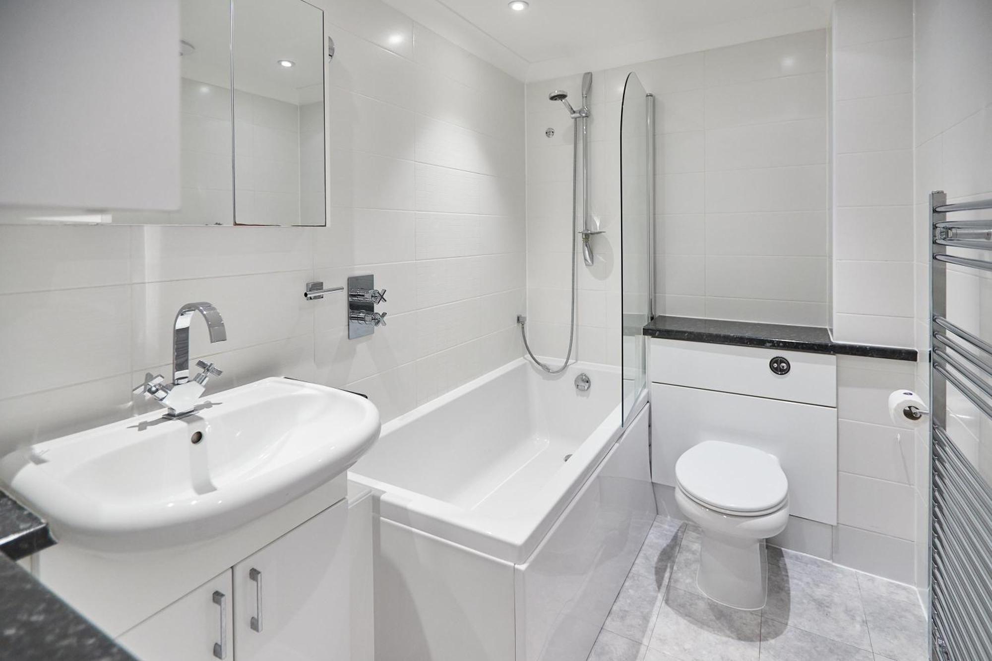 Host & Stay - Thamesview Staines-upon-Thames Ngoại thất bức ảnh